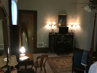 Bed & Breakfast 1873 Victorian Rose