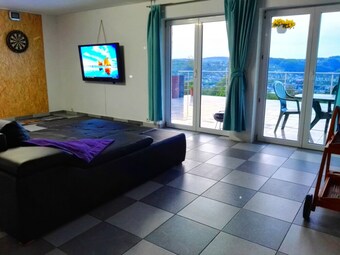 Apartamentos 3 Zimmer-apartment Mit Weitblick