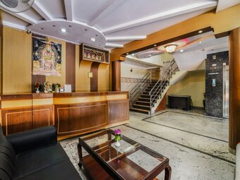 Oyo 33010 Hotel Mmr Towers