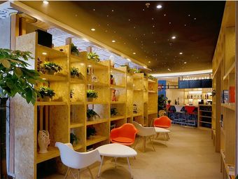 Ibis Jiayuguan Railway Station Hotel