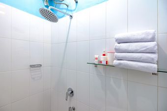 Hostal Oyo 1355 Griya Wismono Homestay