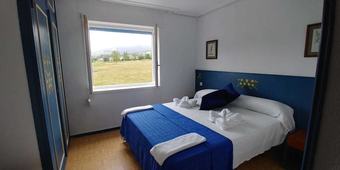 Pension Hostal & Restaurante Miralpas