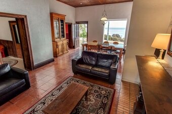 Antechamber Bay Retreats