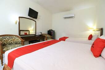 Hotel Reddoorz Near Klaten Train Station