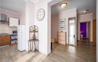 Apartamentos Amazing Home In Sorici-kanfanar W/ Wifi And 2 Bedrooms