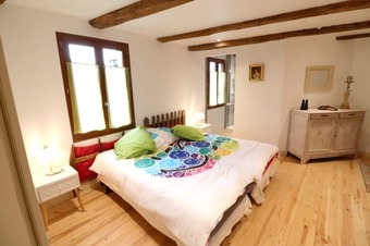 Villa With 5 Bedrooms In Vieillevie, With Wonderful Mountain View, Private Pool, Enclosed Garden - 60 Km From The Slopes