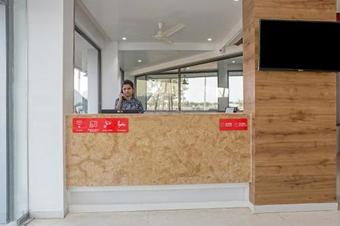 Hotel Oyo 26116 Food Hub