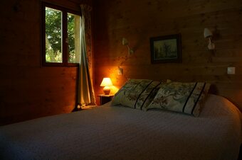 Bed & Breakfast Chambre D'h�tes - La Maison Des Chartreux