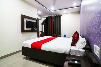 Oyo 47542 Hotel J K