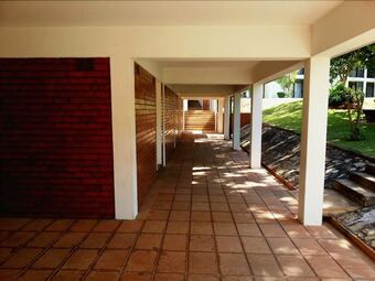 Hotel Wise Owl Motel