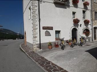 Bed & Breakfast L'angolo Fiorito