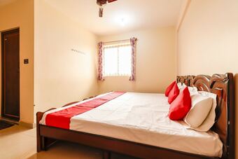 Hotel Spot On 48301 Thirumala Boarding & Lodge