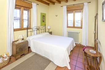 House With 5 Bedrooms In Amaya, With Wonderful City View, Enclosed Garden And Wifi