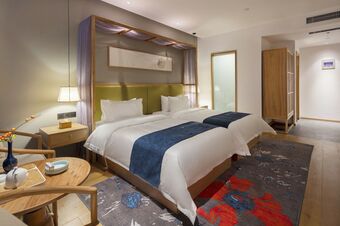 Qianna Hotel Xinxiang