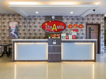 Oyo 89567 Mostyn Hotel