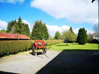 Apartment With 2 Bedrooms In Messeix, With Enclosed Garden And Wifi - 24 Km From The Slopes