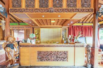 Hotel Oyo 1347 Joglo Garut Cottage Syariah
