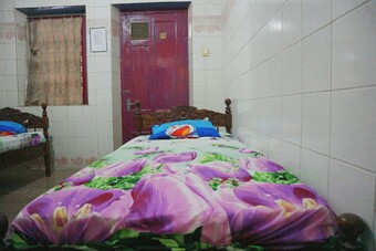 Hostal Spot On 1972 Aman Family Inn Syariah