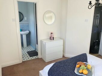 Hotel Riverstone House