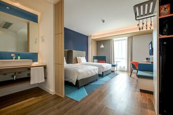 Hotel Holiday Inn Exp Zhangjiagang Free Trade