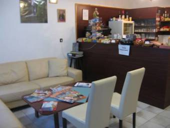 Hostal Mater Salvatoris House