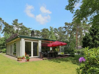 Beautiful Holiday Home With Garden In Huijbergen