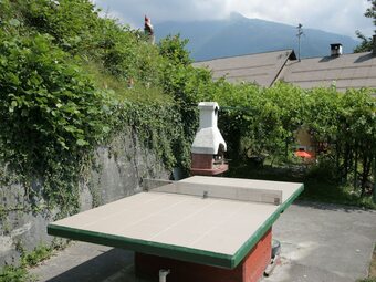 Comfy Apartment With Terrace, Garden, Bbq, Parking, Playroom