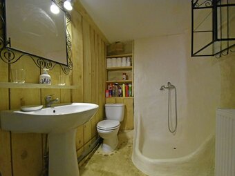 Cozy Villa In Languedoc-roussillon With Private Pool