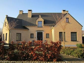 Beautiful Villa With Sauna And Jacuzzi In The Region Haspengouw