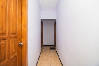 Hotel Reddoorz Near Pantai Boom