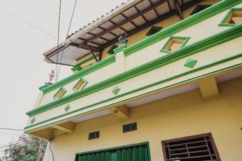 Hotel Reddoorz Syariah Near Stadion Maulana Yusuf