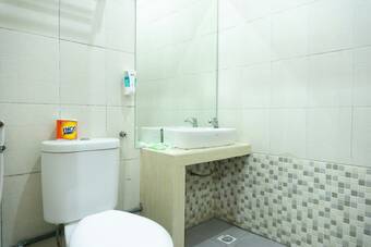 Hotel Reddoorz Plus @ Ende City Center