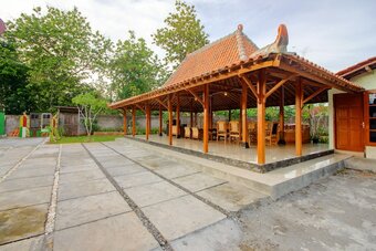 Hotel Griya Birowo Syariah