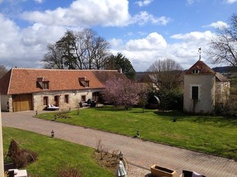 House With 3 Bedrooms In Saint-georges-sur-baulche, With Furnished Terrace And Wifi