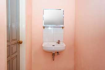 Oyo 2495 Hotel Wijaya