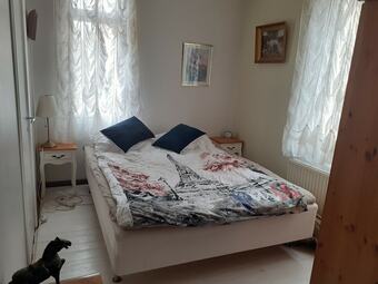 Bed & Breakfast Peaceful Modern Classic