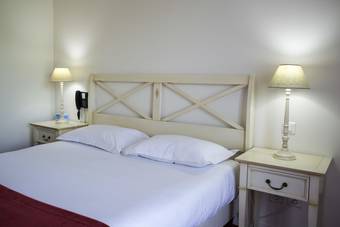 Brit Hotel Du Perche