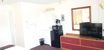 Hampton Harbor Motel