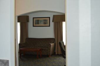 Hotel Quality Inn & Suites