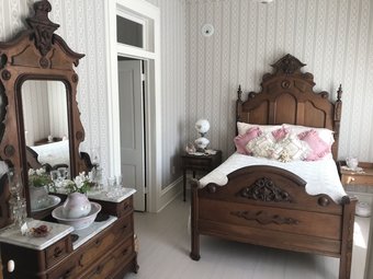 Corner George Inn Bed & Breakfast