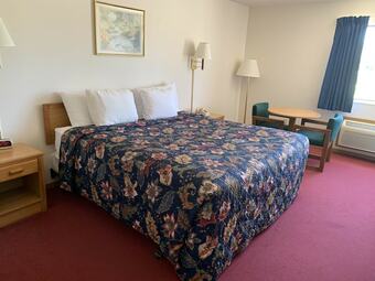 Hotel Designer Inn & Suites