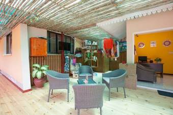 Hostal Casa De Leela Self Catering Guest House