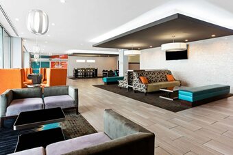 Best Western Plus Hyde Park Chicago Hotel