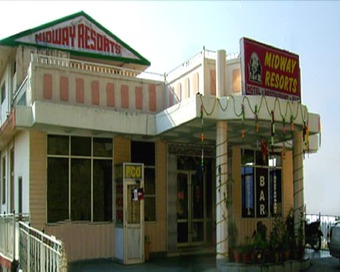 Hotel Midway Resort