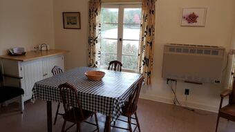 Hotel Miners Bay Lodge