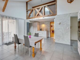 Comfortable Holiday Home In Petit-croix Near Novillard