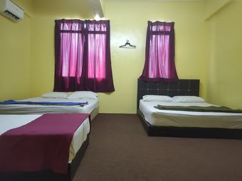 Oyo 90056 Hotel Usaha