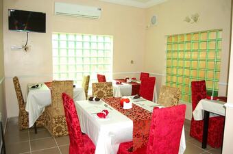 144 Suites Luxury Hotel