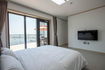 P-237 Spa & Pool Villa