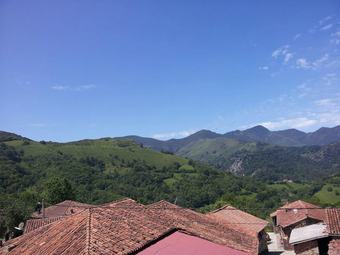 House With 2 Bedrooms In Tozo